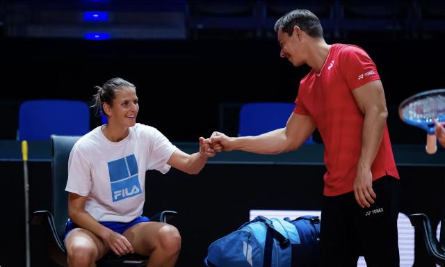 卡普与前教练巴金再续前缘 能否阻其继续沉沦？